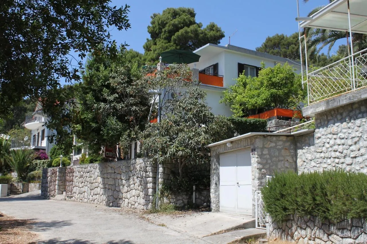 Guest house Apartments And Rooms By The Sea Mali Losinj