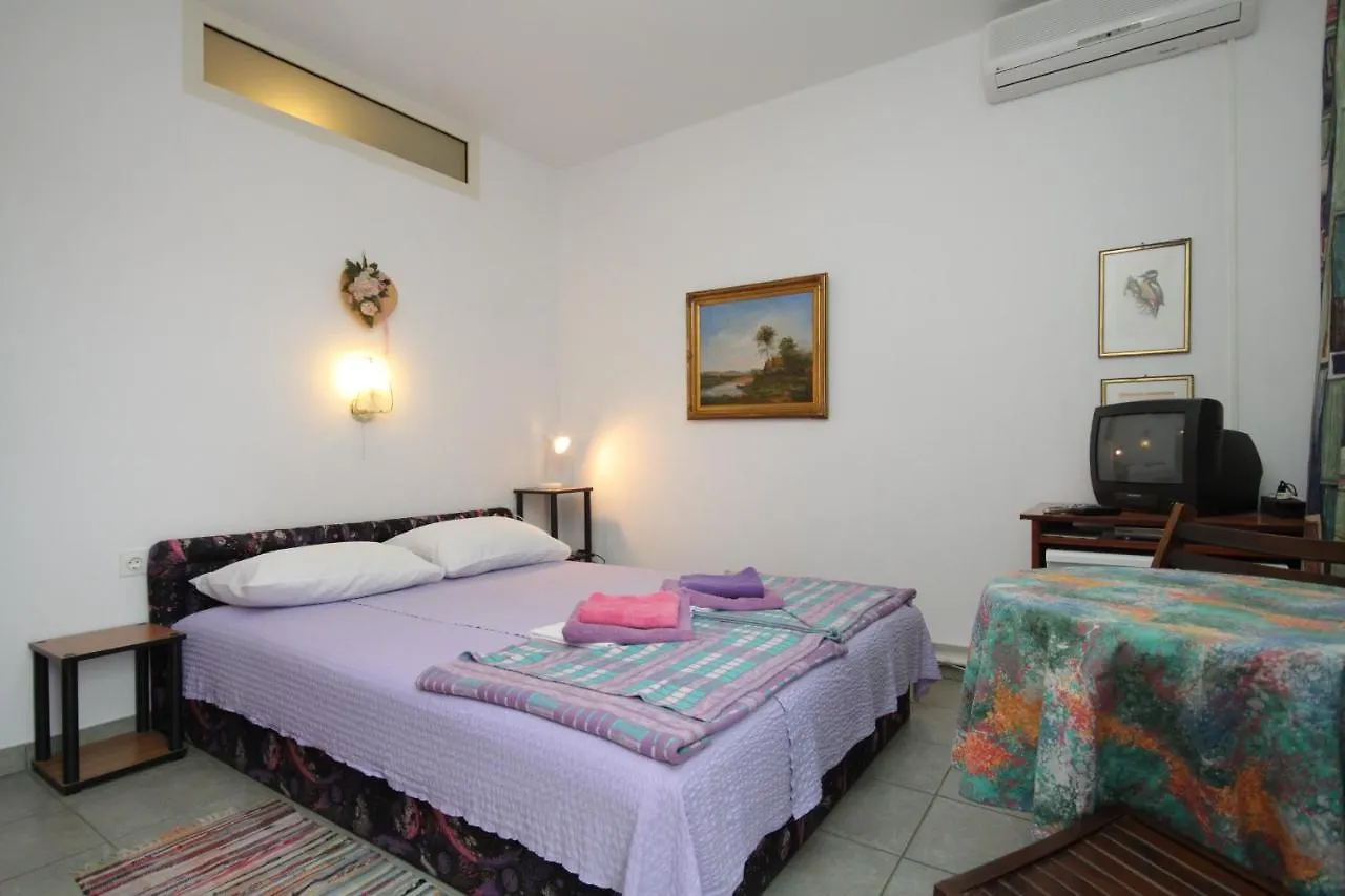 Apartments And Rooms By The Sea Mali Losinj Croatia