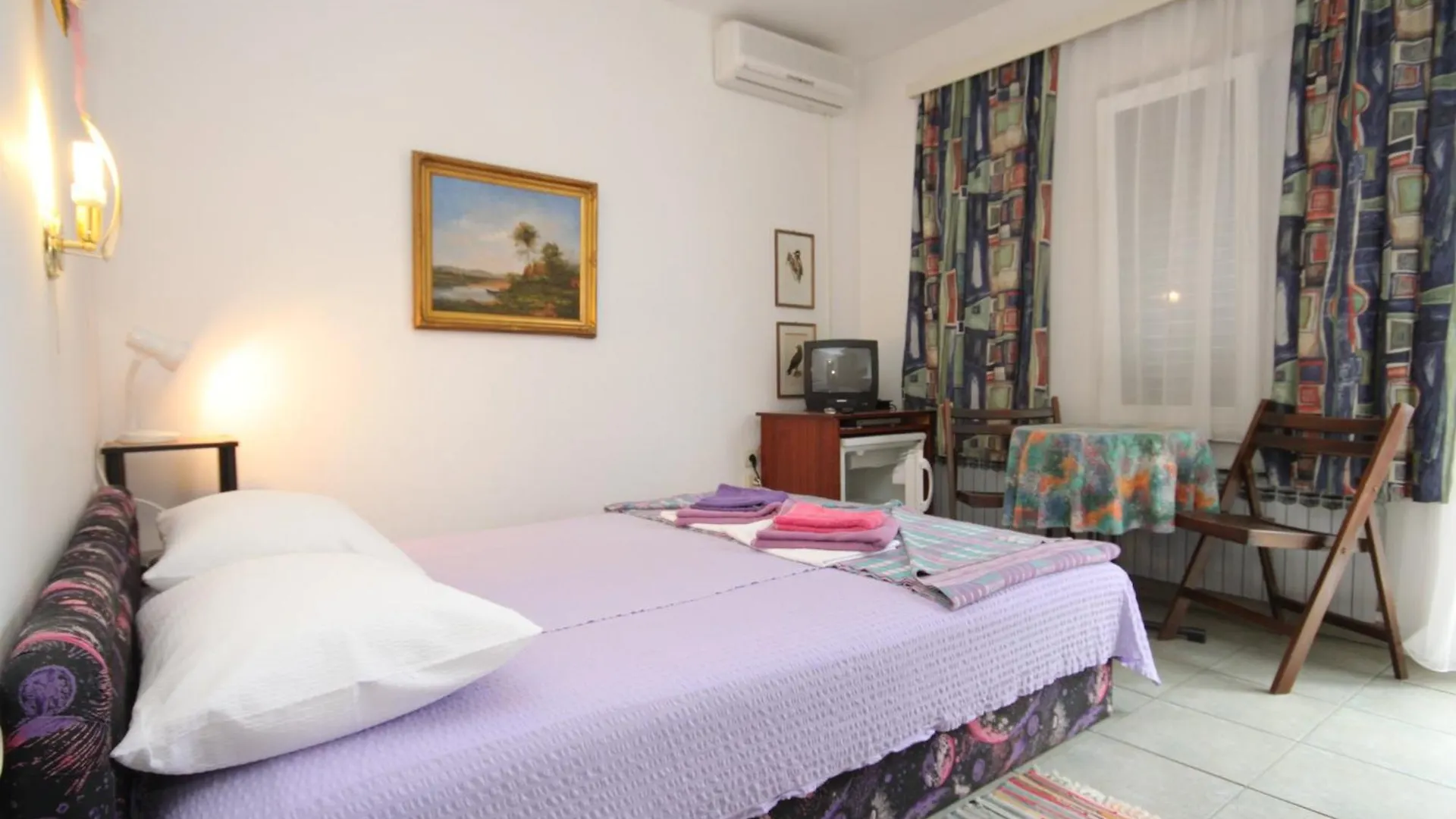 Guest house Apartments And Rooms By The Sea Mali Losinj
