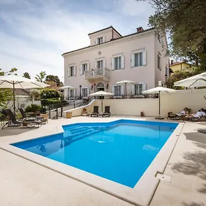 Cassia Bed & Breakfast