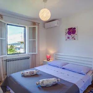 Affittacamere Vila Bugevilija